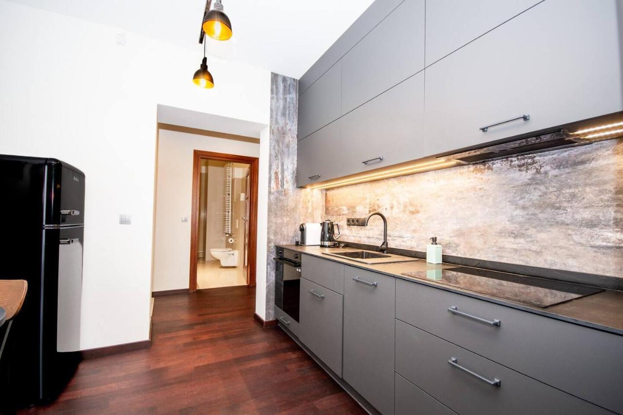 Inpoint 2-Bedrooms Apartment With Private Garden And Free Parking Cracovia Exterior foto