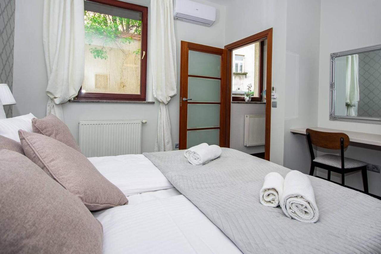 Inpoint 2-Bedrooms Apartment With Private Garden And Free Parking Cracovia Exterior foto